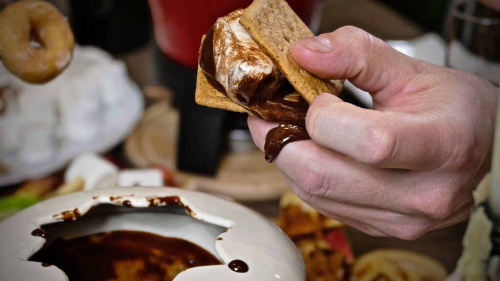 Chocolate fondue